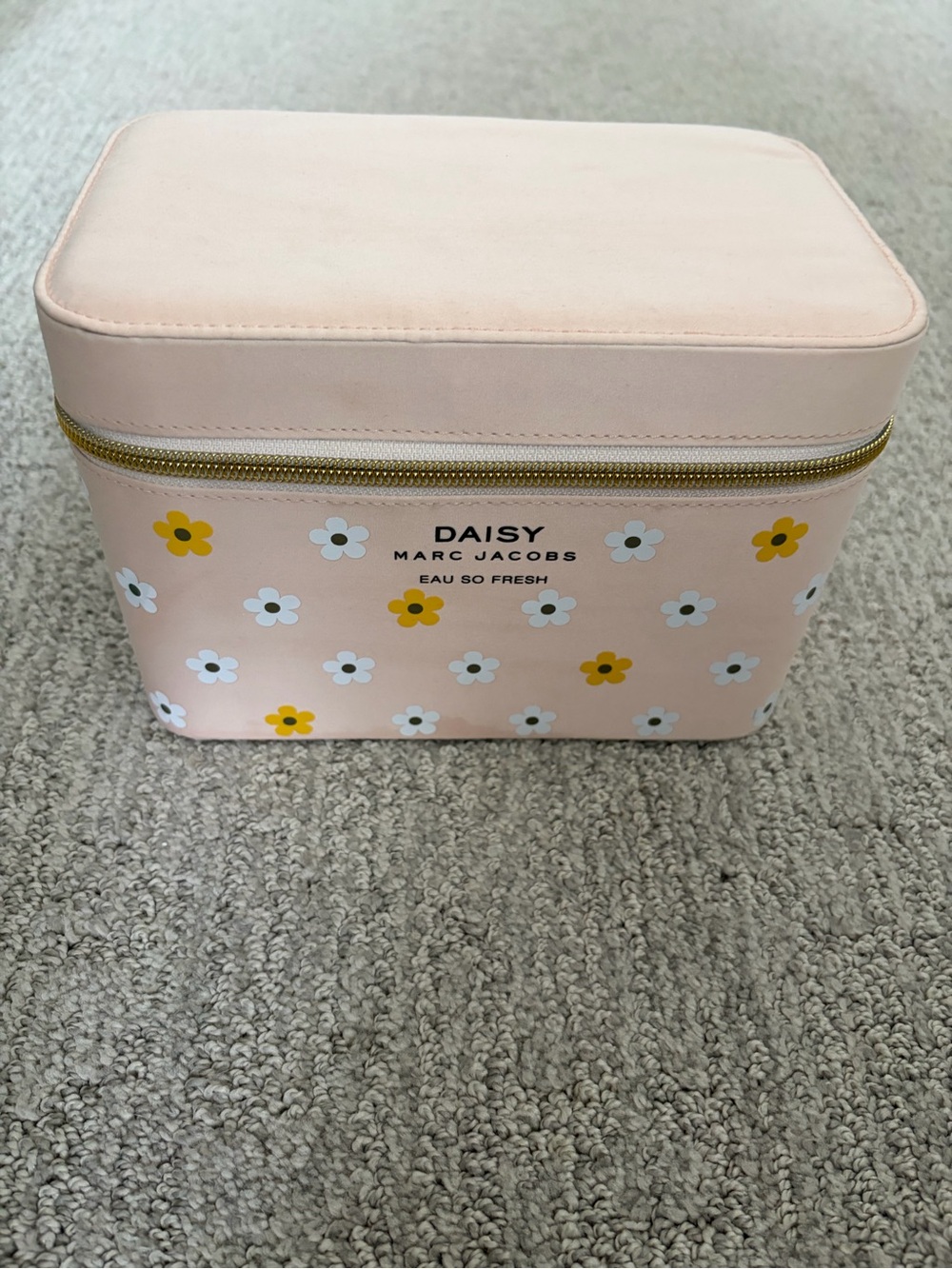 Marc Jacobs storage box